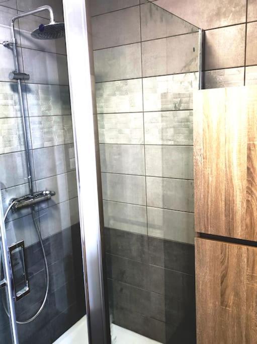 Gite Papillon 6 A14 Personnes - Jacuzzi Gérardmer Buitenkant foto